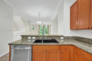 1033 NE 17th Way 803, Fort Lauderdale, FL 33304 - MLS#A11864982