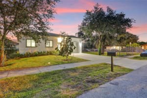 871 NW 27th Ter, Fort Lauderdale, FL 33311 - MLS#A11864988