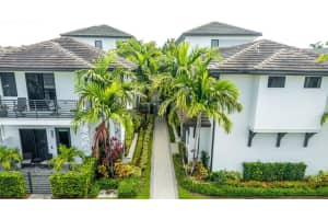 8263 Nw 47th Ter, Doral