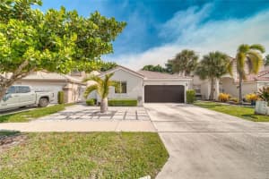 15819 Nw 4th St, Pembroke Pines