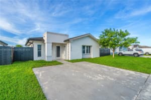 15979 SW 308th St 15979, Homestead, FL 33033 - MLS#A11865026