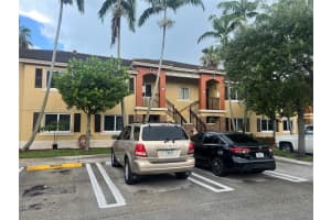 3390 Ne 9th St 201, Homestead