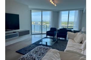 17111 Biscayne Blvd 1806 North Miami Beach, FL 33160 - MLS#A11865038