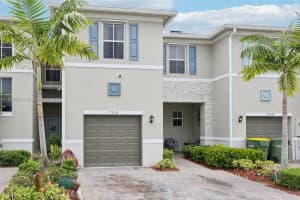 754 Se 19th St, Homestead