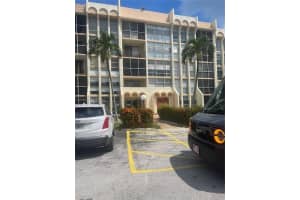 801 Three Islands Blvd 107, Hallandale Beach