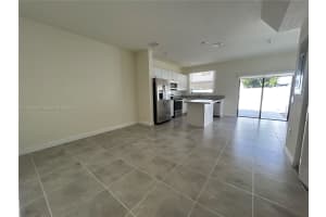 10622 W 33rd Way Hialeah, FL 33018 - MLS#A11865069