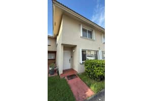431 Nw 82nd Ave 904, Miami