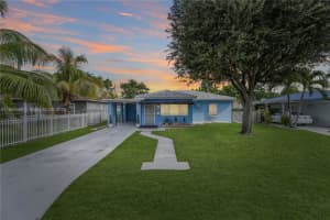 435 Nw 100th Ter, Miami