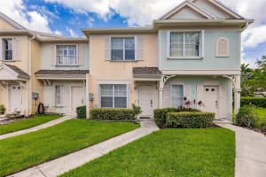 23 Simonton Cir, Weston
