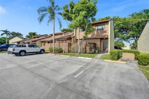 4163 Sw 85th Ave Davie, FL 33328 - MLS#A11865125