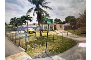 590 Brown Rd, Lake Worth