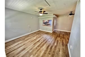 10055 NW 4th St 103, Pembroke Pines, FL 33024 - MLS#A11865258