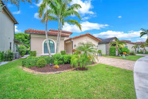 1281 SW 113th Way 1281, Pembroke Pines, FL 33025 - MLS#A11865264