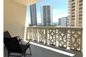 1817 S Ocean Dr PH27, Hallandale Beach, FL 33009 - MLS#A11865272