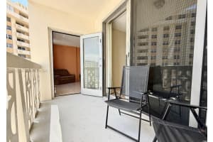 1817 S Ocean Dr PH27, Hallandale Beach, FL 33009 - MLS#A11865272