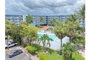 1655 W 44th Pl 511 Hialeah, FL 33012 - MLS#A11865275