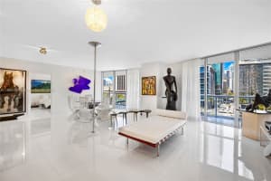 475 Brickell Ave 712-714, Miami