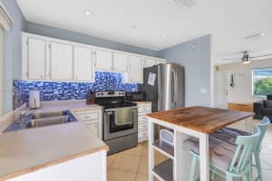 5404 Nw 26th Ave Tamarac, FL 33309 - MLS#A11865320