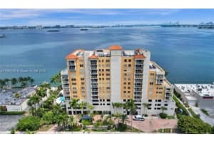 1625 Kennedy Cswy 707a, North Bay Village