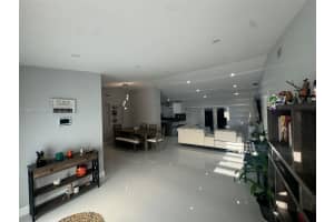 1051 Nw 128th Ave Miami, FL 33182 - MLS#A11865352
