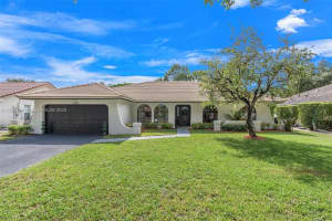 1360 NW 108th Ave, Coral Springs, FL 33071 - MLS#A11865354