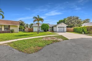 4916 NW 92nd Ave, Sunrise, FL 33351 - MLS#A11865358