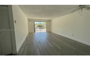 11925 NE 2nd Ave B205, North Miami, FL 33161 - MLS#A11865359