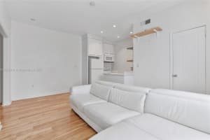 1211 Pennsylvania Ave E1, Miami Beach, FL 33139 - MLS#A11865361