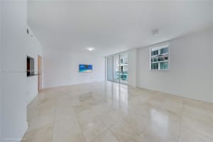 31 Se 5th St 3421 Miami, FL 33131 - MLS#A11865366