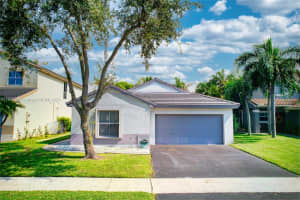19253 NW 22nd St, Pembroke Pines, FL 33029 - MLS#A11865393