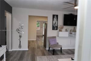 2446 Grant St, Hollywood, FL 33020 - MLS#A11865449