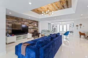 95 Shore Dr W, Miami, FL 33133, Sold 09/03/25