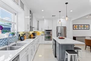 95 Shore Dr W, Miami, FL 33133, Sold 09/03/25