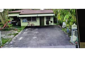 1440 Ne 183rd St, North Miami Beach