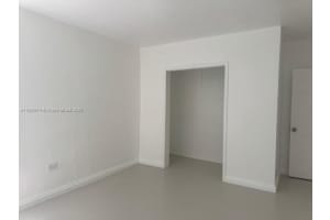 1258 Marseille Dr 2, Miami Beach, FL 33141 Sold 06/09/26