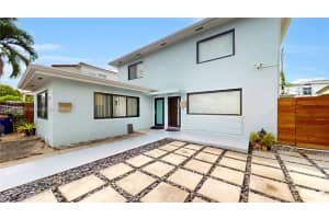702 86th St, Miami Beach, FL 33141 - MLS#A11865492