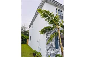 124 SE 10th Ct 124, Homestead, FL 33034 - MLS#A11865517
