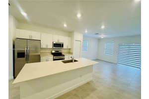 124 SE 10th Ct 124, Homestead, FL 33034 - MLS#A11865517