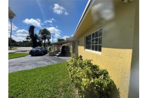 2411 Nw 60th Ter Sunrise, FL 33313 - MLS#A11865525