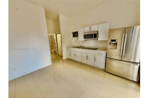 2516 Cleveland St B, Hollywood, FL 33020 - MLS#A11865526