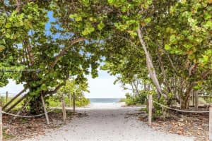 9195 Collins Ave 414, Surfside, FL 33154 - MLS#A11865554