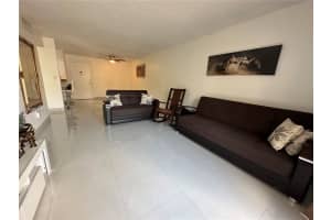 4680 W 13th Ln 214 Hialeah, FL 33012 - MLS#A11865558