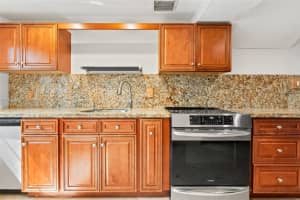 2530 Okeechobee Ln Fort Lauderdale, FL 33312 - MLS#A11865565