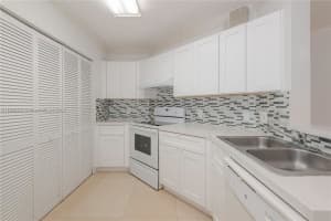 6292 NW 186th St 306, Hialeah, FL 33015 - MLS#A11865592