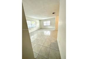 7640 SW 10th St B, North Lauderdale, FL 33068 - MLS#A11865625