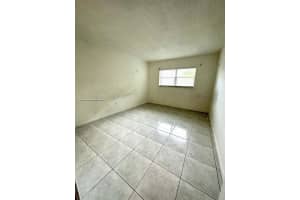 7640 SW 10th St B, North Lauderdale, FL 33068 - MLS#A11865625