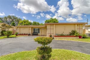 6530 Nw 29th St, Sunrise