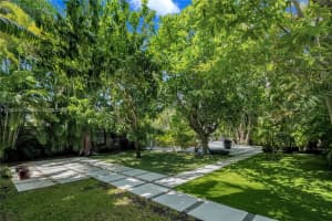 1111 N Venetian Dr, Miami, FL 33139 - MLS#A11865656