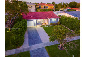 1305 Funston St Hollywood, FL 33019 - MLS#A11865664