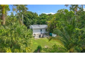 18201 SW 204th St, Miami, FL 33187 - MLS#A11865671